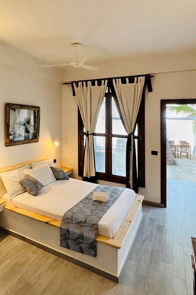 White Dream Camera V01